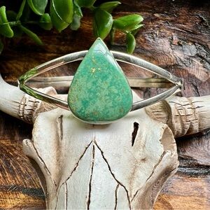 925 Sterling Silver Kingman Turquoise Teardrop Cuff Bracelet Handmade Southwest
